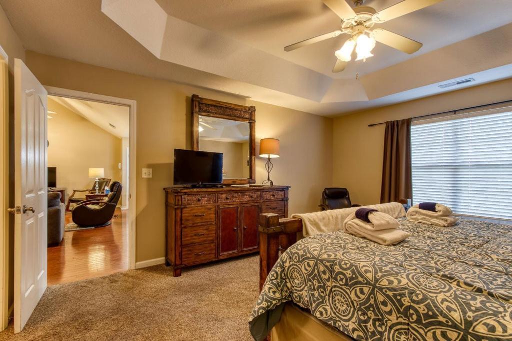 A Happy Cottage- Get 951 Worth Of Free Area Attraction Tickets For Each Paid Day! Pigeon Forge Buitenkant foto
