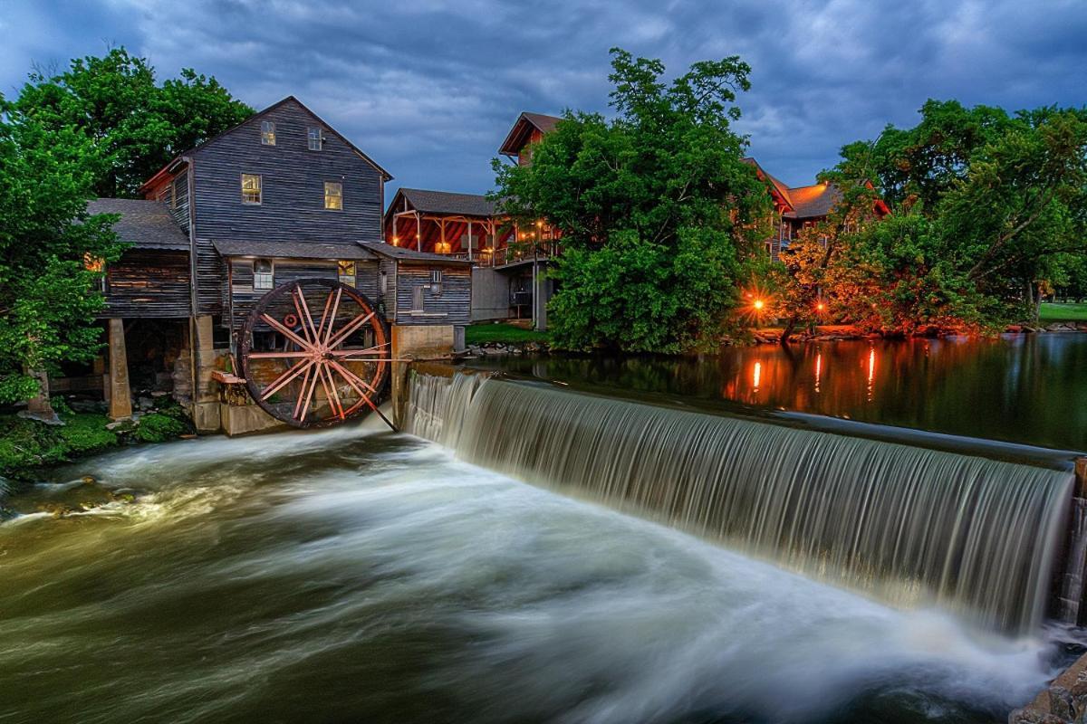 A Happy Cottage- Get 951 Worth Of Free Area Attraction Tickets For Each Paid Day! Pigeon Forge Buitenkant foto